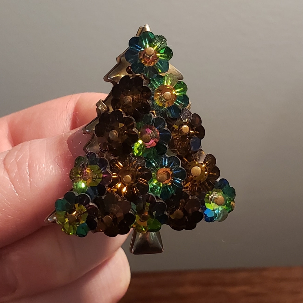Vintage Margarita Rivoli Christmas Tree Pin